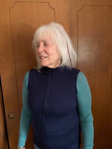Customer photo review of Women's Shak Vest