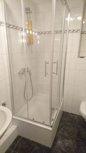 Customer photo review of SONNI Duschkabine Eckeinstieg Schiebetür mit/ohne Duschtasse Ablaufgarnitur 70-120cm Höhe 185cm