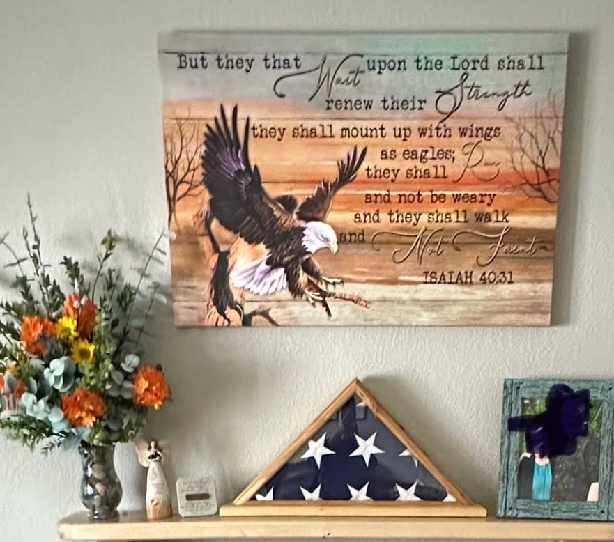 Customer photo review of Eagle Wingspan, They that wait upon the Lord Isaiah 40:31 Christian wall art canvas print