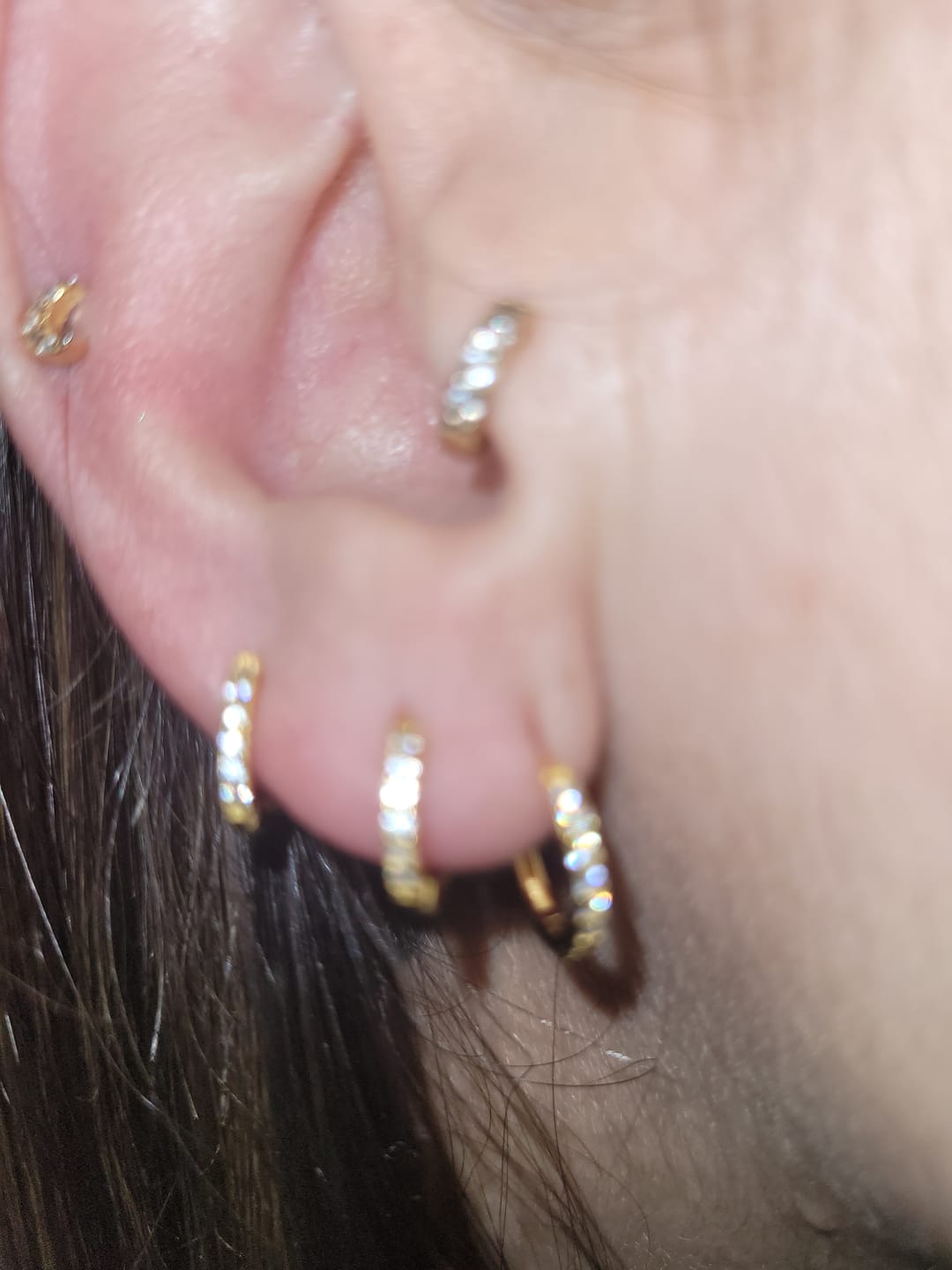 Customer photo review of Pendientes Triple Aros
