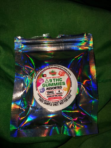 Customer photo review of Free THC Gummy Sample | 4-Pack Assorted Vegan THC Gummy Sample + FREE SHIPPING