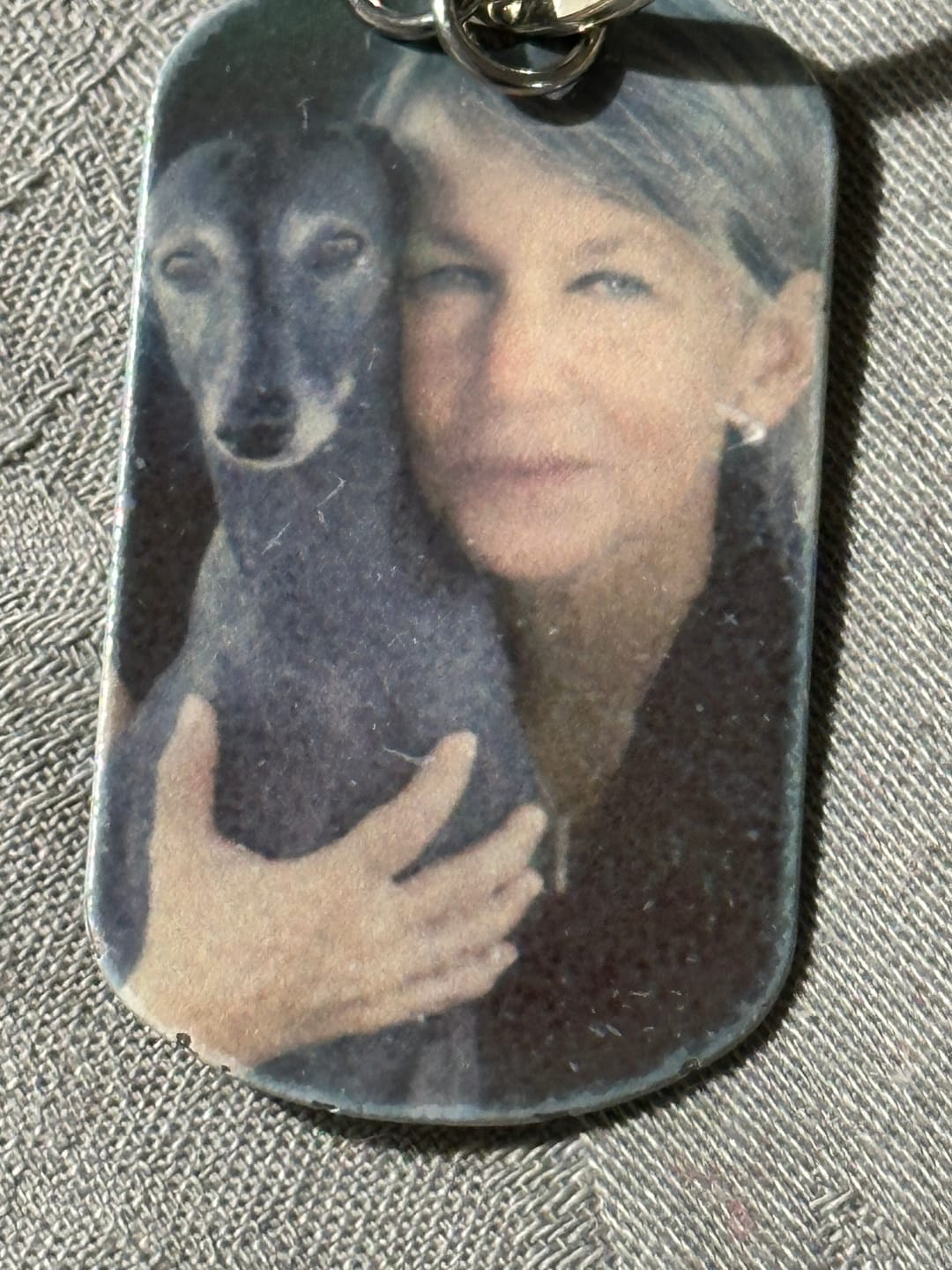 Customer photo review of Per sempre nel cuore - Portachiavi piastrina personalizzato
