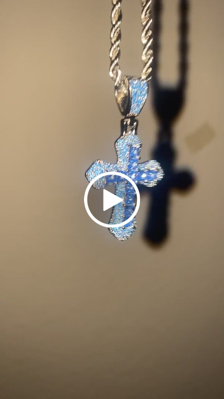 Customer video review of BLUE CROSS PENDANT. - WHITE GOLD