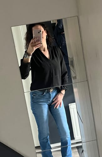 Customer photo review of Blouse Zwart