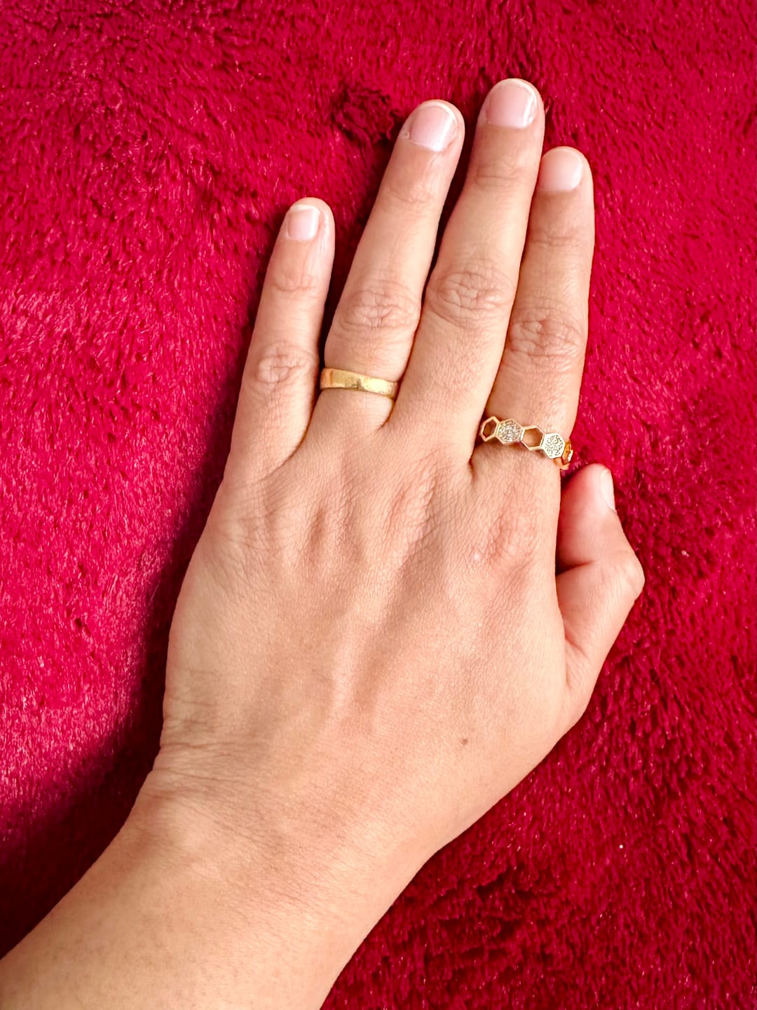 Customer photo review of Gold & Crystal Honeycomb Ring