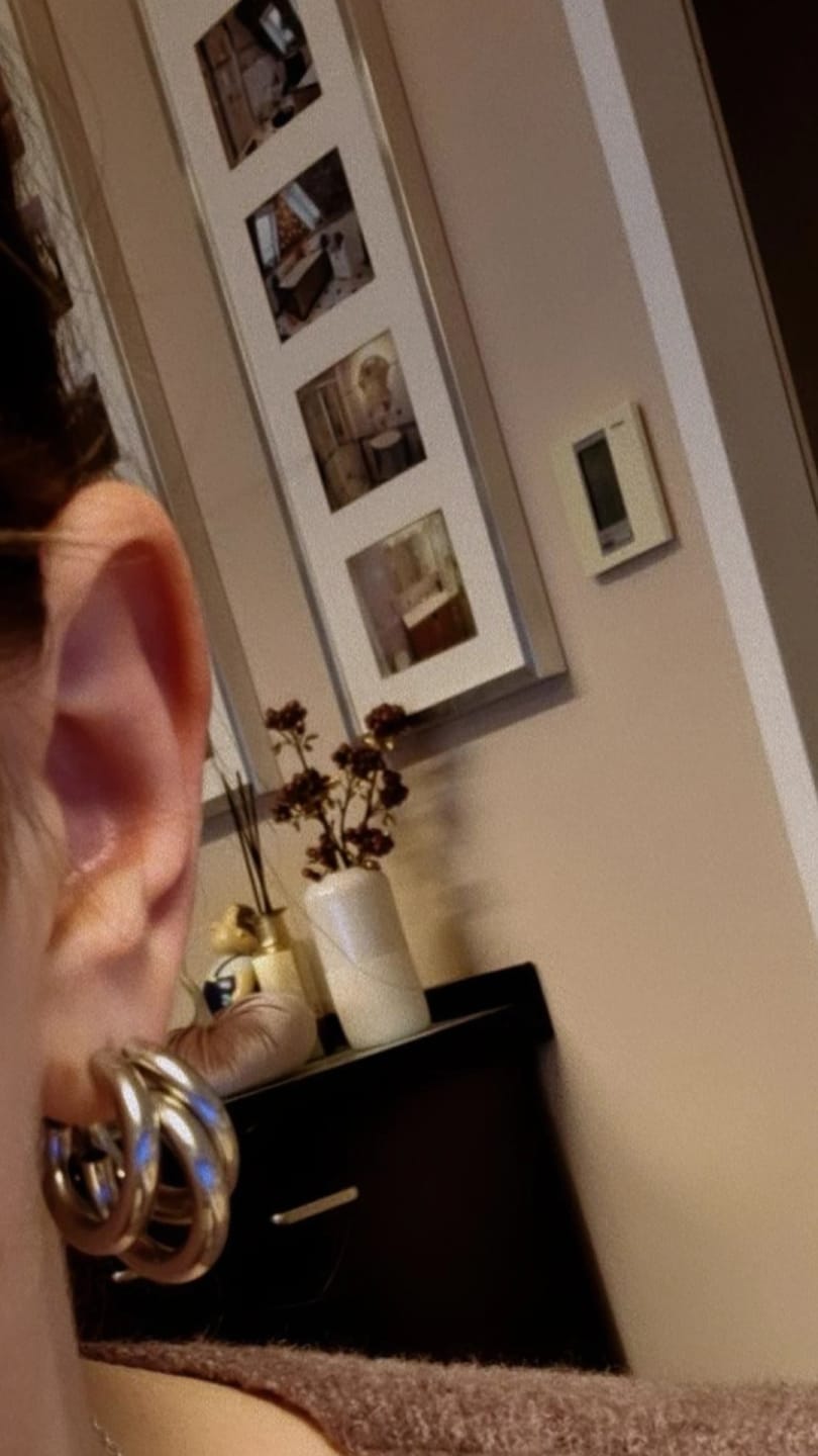 Customer photo review of Triple Ohrstecker | 18K vergoldet