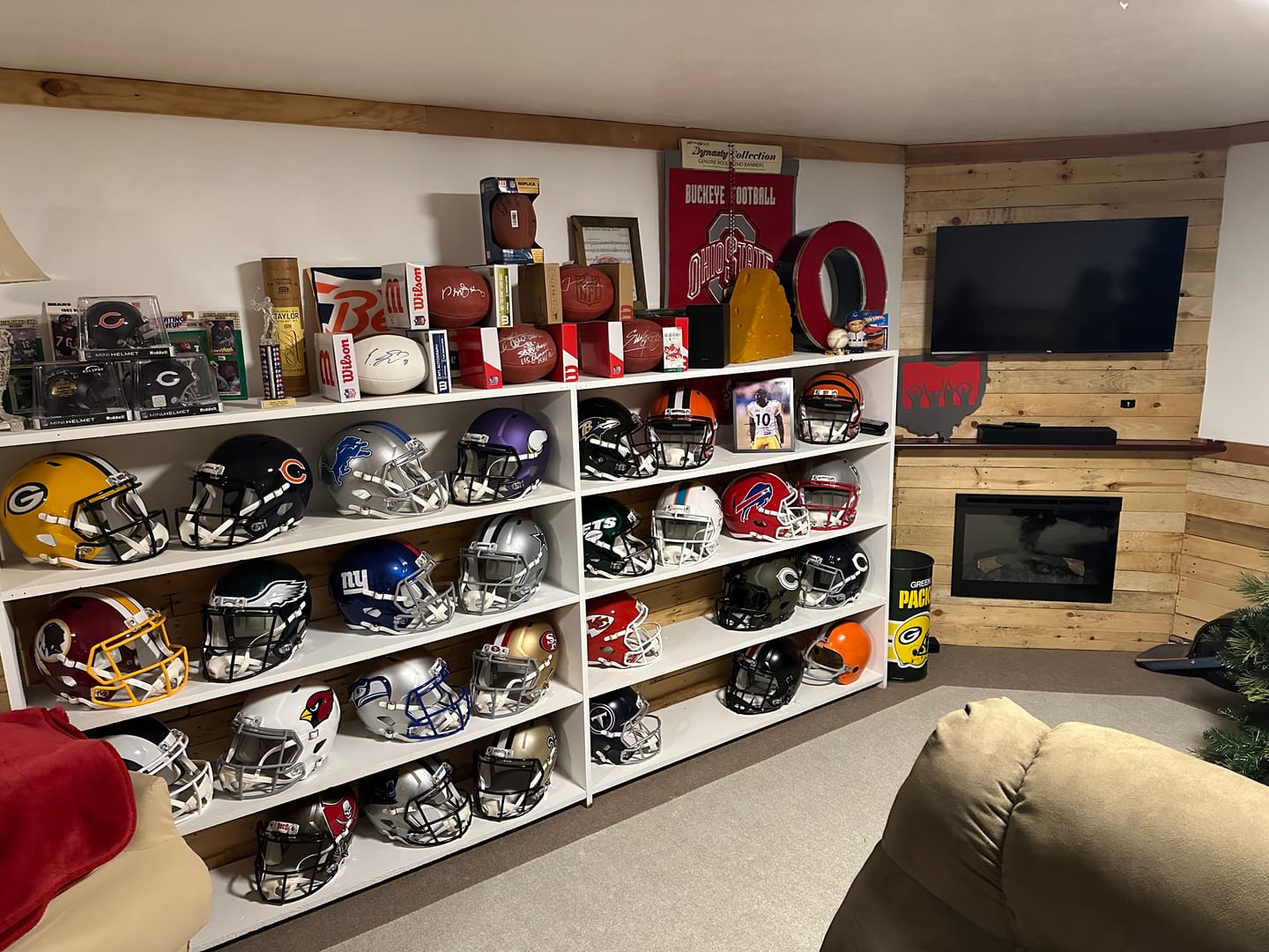 Customer photo review of Chicago Bears Riddell Speed Replica Football Helmet