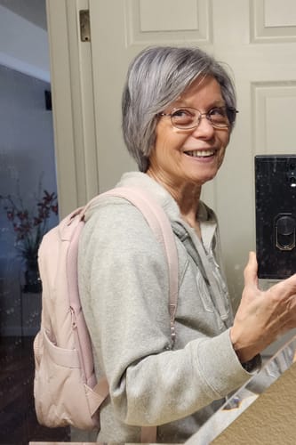 Customer photo review of Zoraesque 13.3 Inch Featherlight Backpack