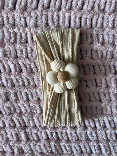 Customer photo review of Baby Girl Flower Puff Elastic Soft Headband
