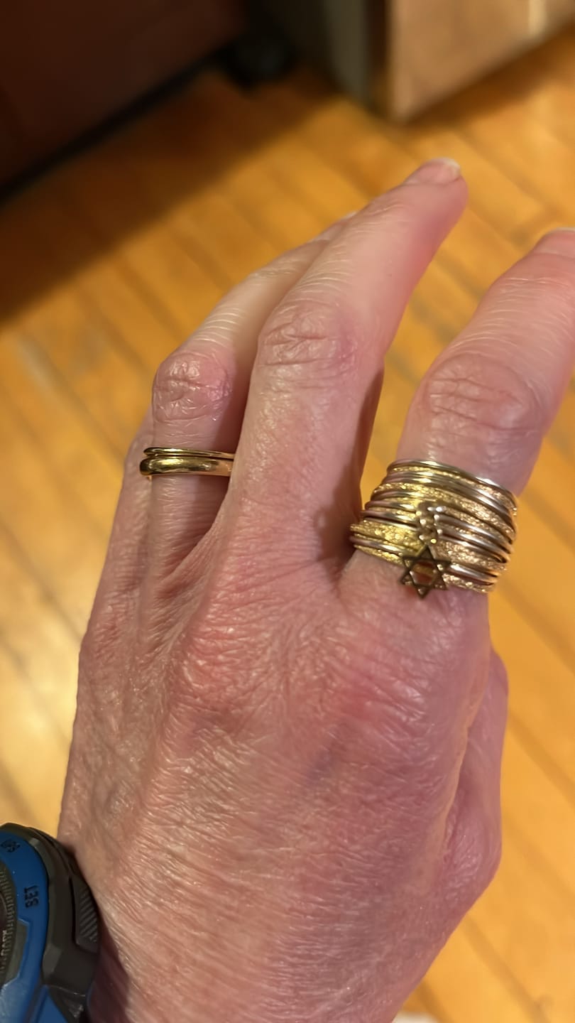 Customer photo review of Spirali Star of David Ring