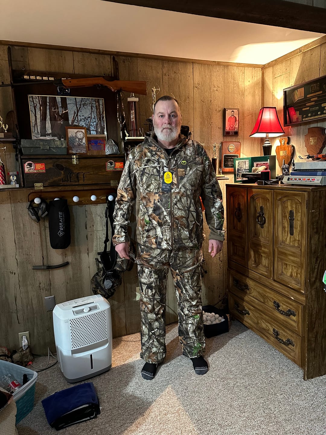 Customer photo review of TideWe Men's Hunting Clothes,Silent Water Resistant Camo Hunting Suits