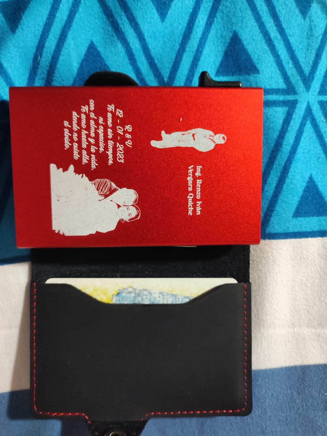 Customer photo review of E-ORIGINAL BLACK/RED