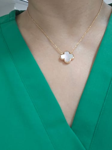 Customer photo review of PURE CLOVER PINK GOLD MOP NECKLACE