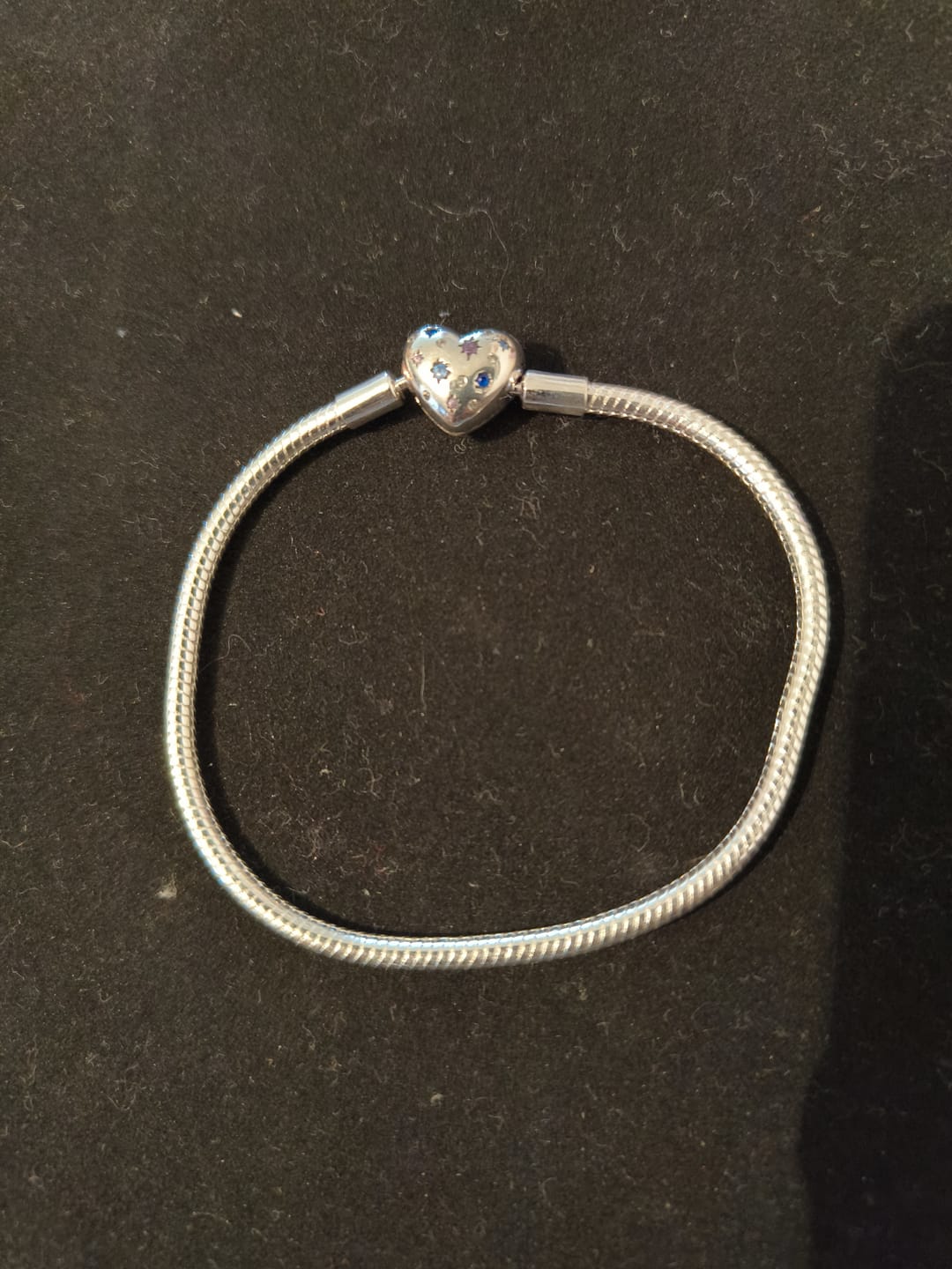 Customer photo review of Pulsera Corazon Noche Estrellada
