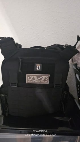 Customer photo review of SHIELD Germany Plattenträger BRAVO Schwarz SK4 / NIJ IV