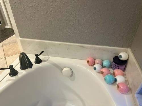 Customer photo review of Bath Bombs