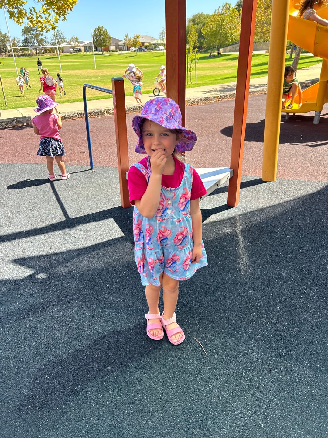 Customer photo review of Cockatiel Beach Hat