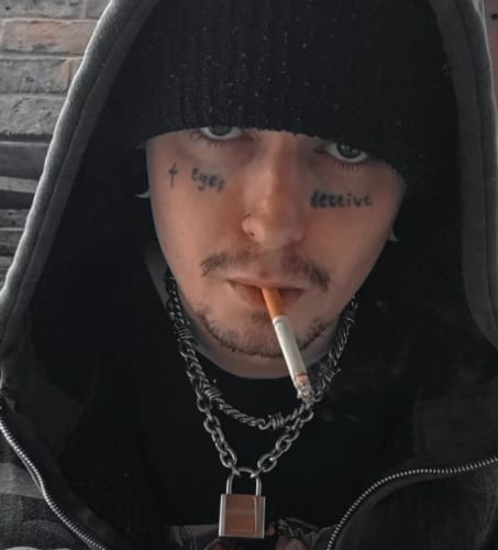 Customer photo review of Barbed Wire Cuban Necklace