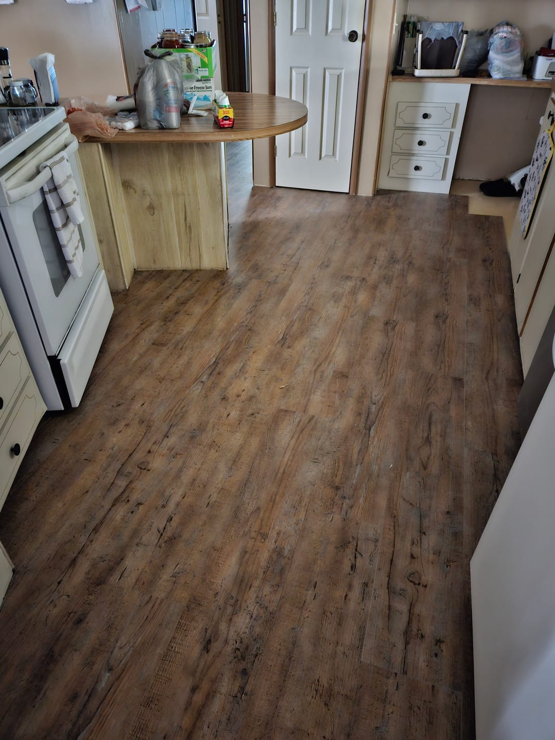 Customer photo review of Mohican - Rigid Core Floor (9" x 48")