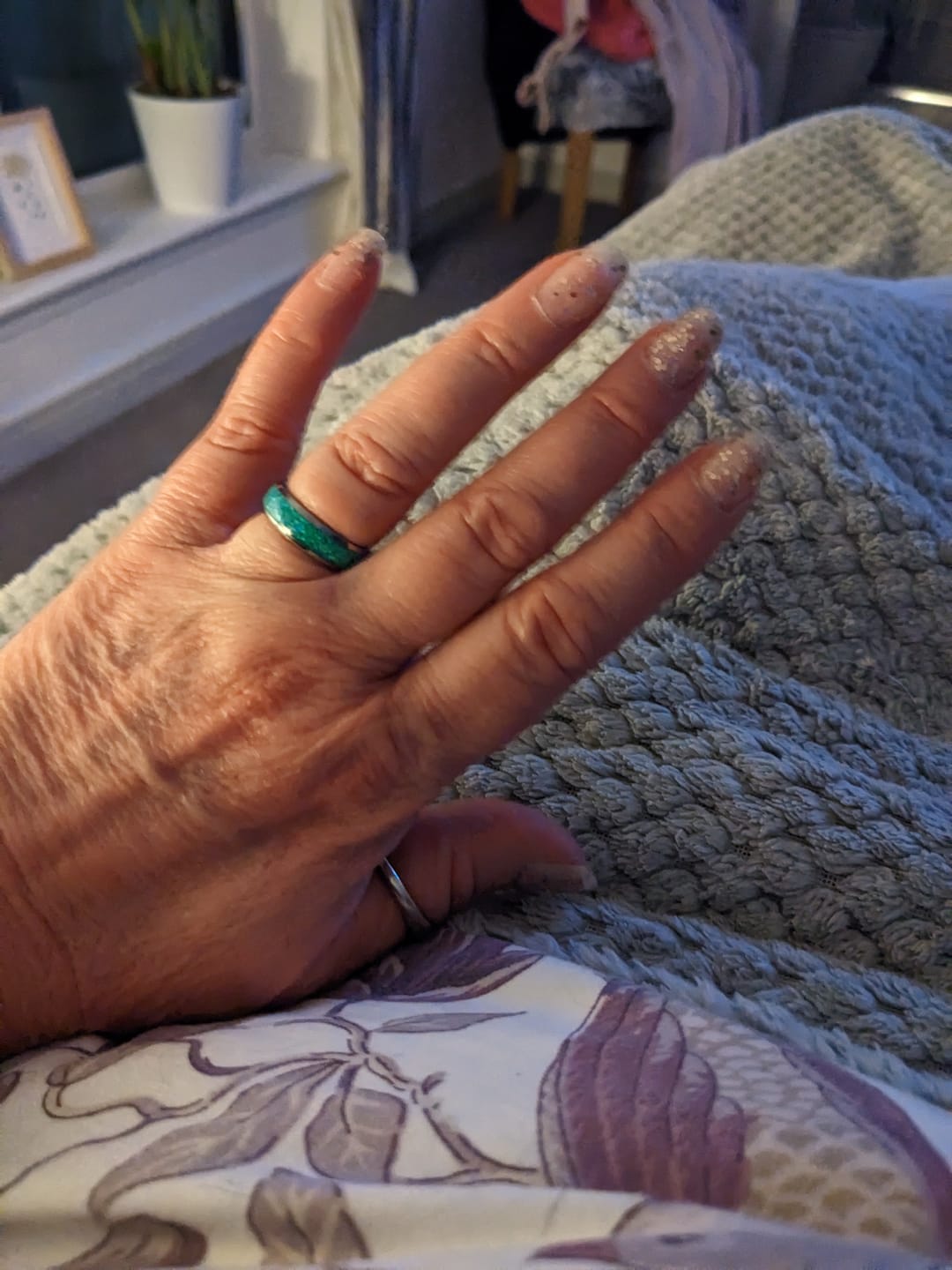 Customer photo review of The Black Opal 8mm Wonder Ring