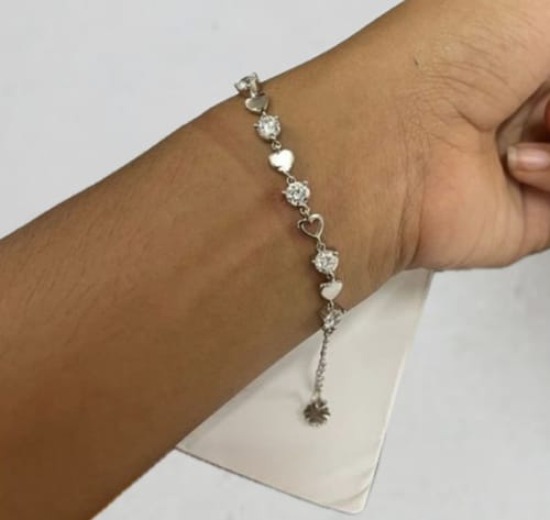 Customer photo review of Anushka Sharma Silver Heartlock Bracelet