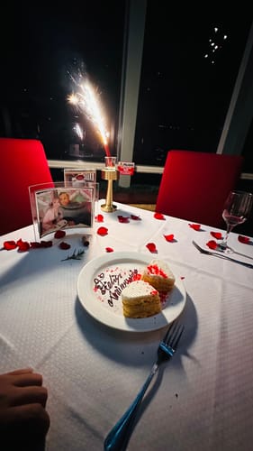 Customer photo review of Cena Romántica