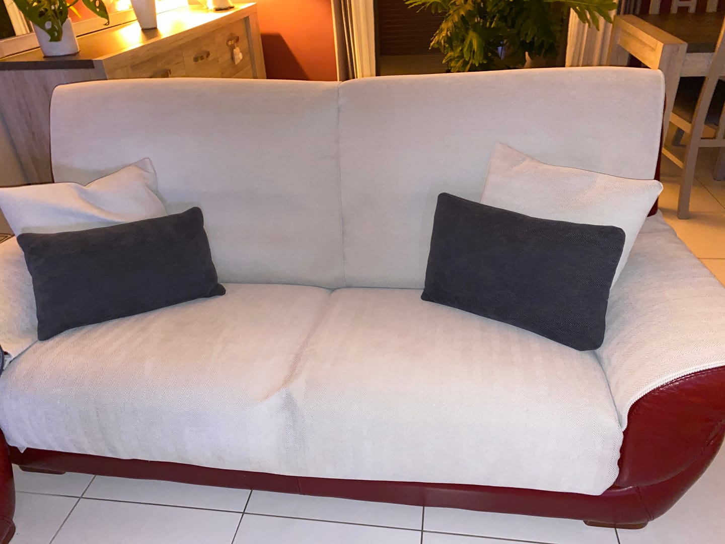 Customer photo review of Protège-Canapé Luxueux en Chenille Herringbone