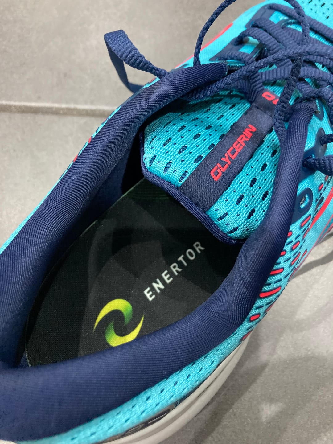 Customer photo review of Solette Running