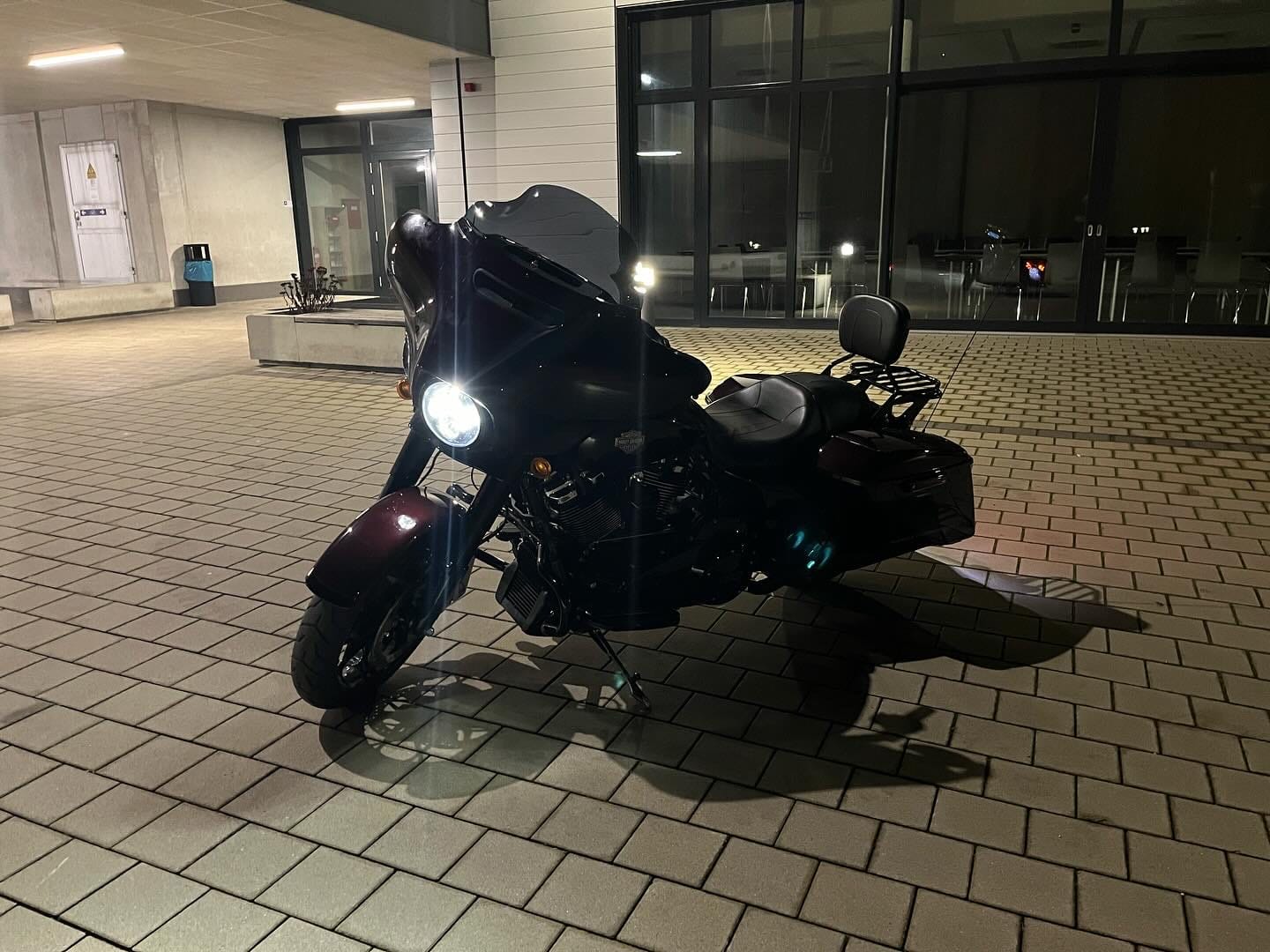 Customer photo review of Flare™ 8.5 Touring 14-23 Smoke