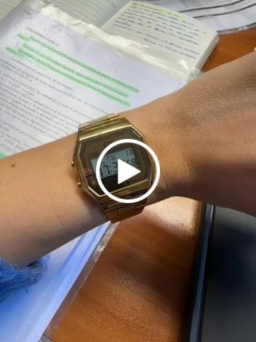 Customer video review of Reloj Digital Vintage