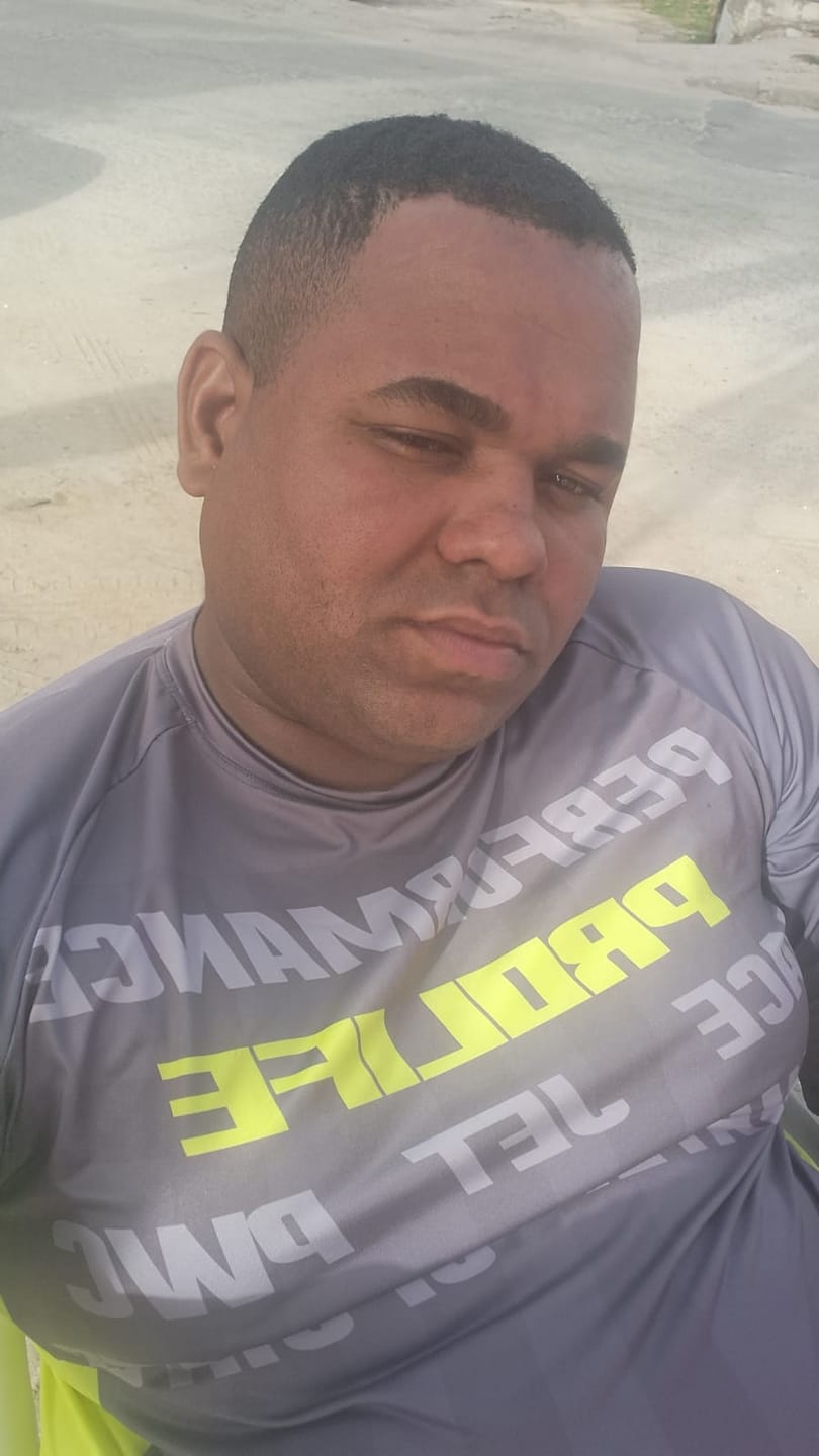 Customer photo review of Camisa UV Masculina Life