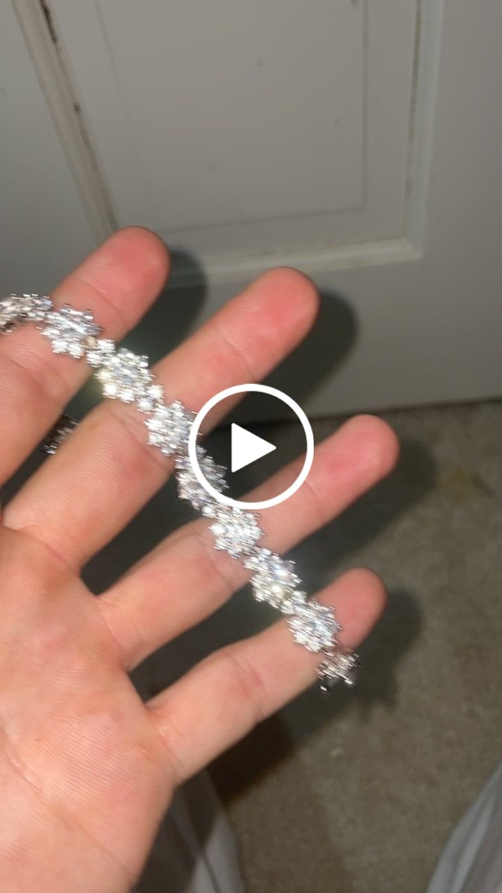Customer video review of Sparkling Carbon Diamond Flowers Bracelet - 925 Sterling Silver