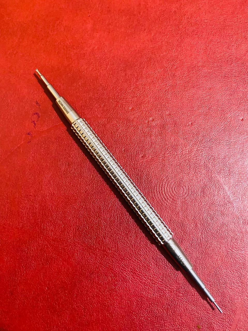Customer photo review of Cambiacorreas Bergeon 7767-F Spring Bar Tool Swiss Made