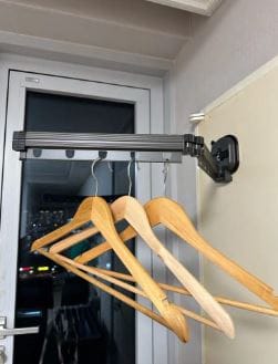 Customer photo review of Flowi™ Suction Clothes Hanger