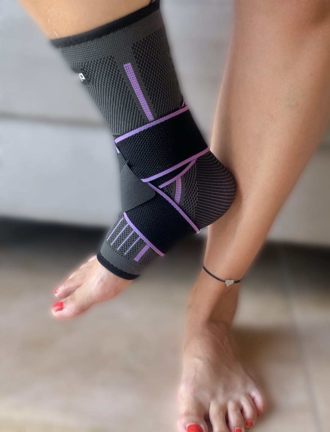 Customer photo review of Tobillera de Compresión AnklePro Marca Wilma