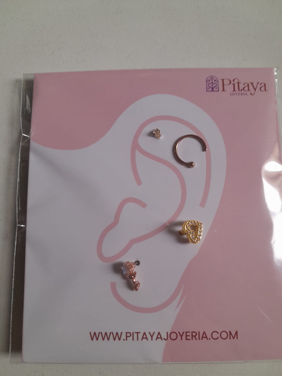 Customer photo review of Piercing Mini Diamante
