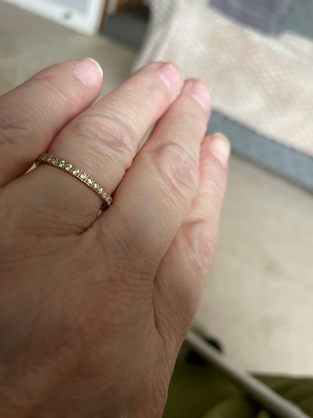 Customer photo review of Gold 2mm Full Glitz Ring