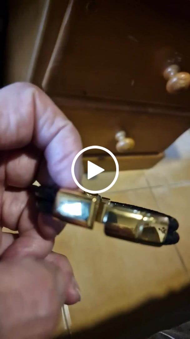 Customer video review of Lederarmband "Spirit"