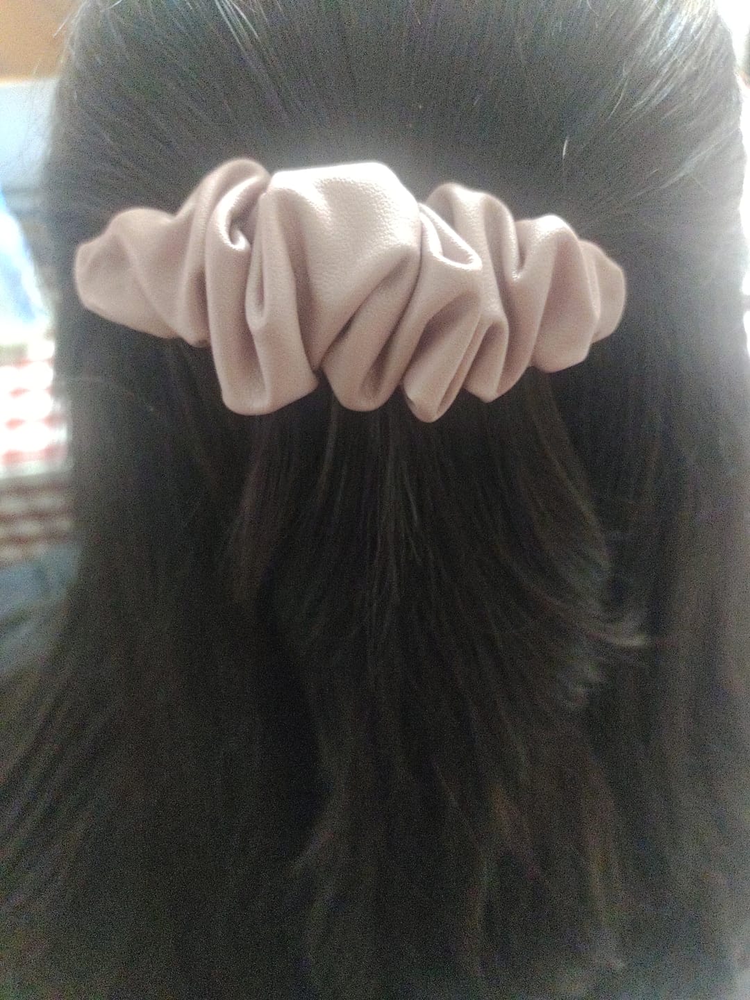 Customer photo review of Scrunchies Medianas - Satin
