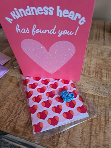 Customer photo review of Heart Crochet Pattern & Matching Card: "A Kindness Heart Has Found You"