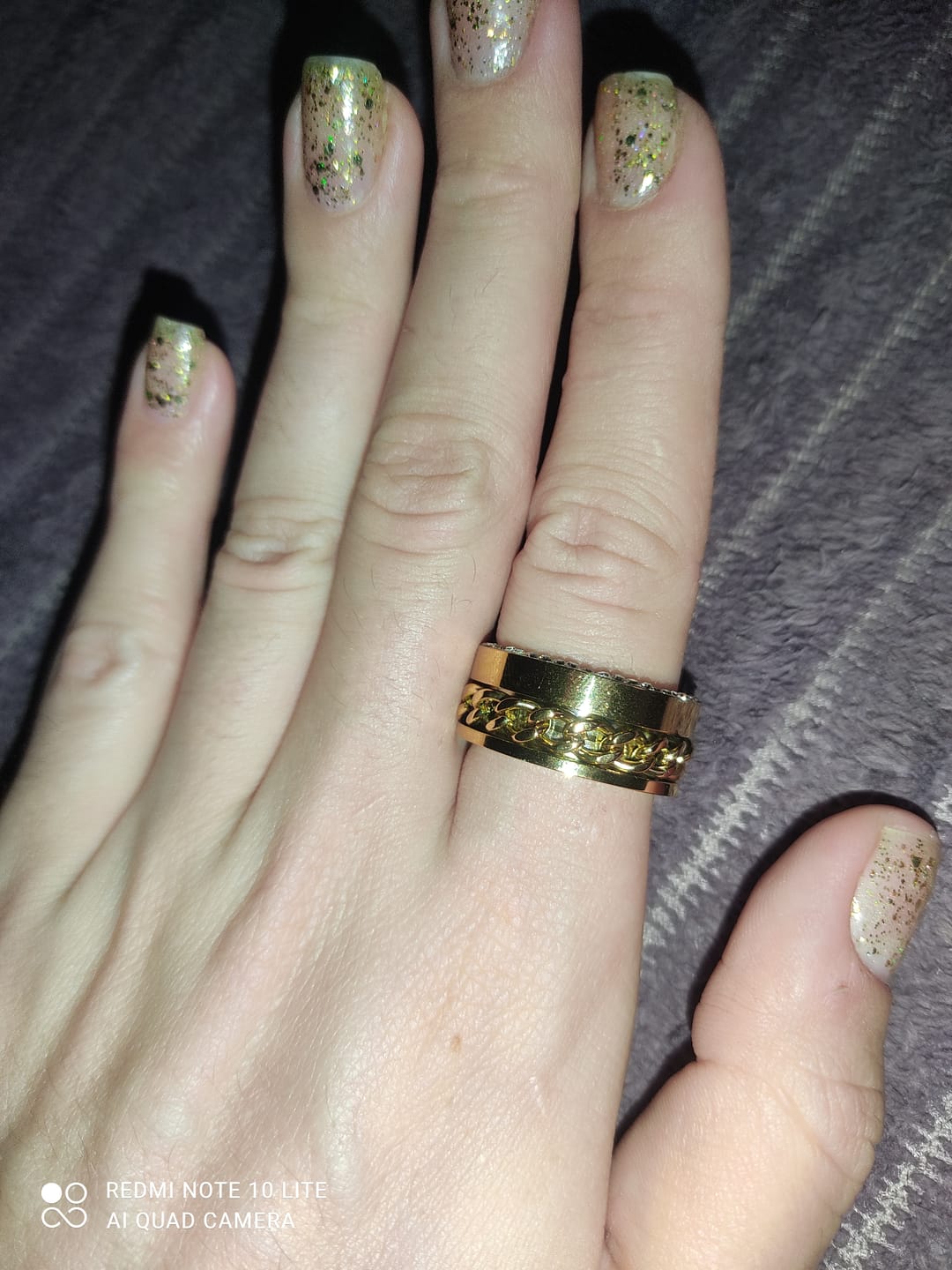Customer photo review of Anel Elos Zircônia Banhado em Ouro 18K
