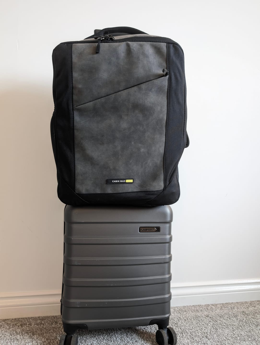 Customer photo review of Manhattan Backpack 30L - 45x36x20cm