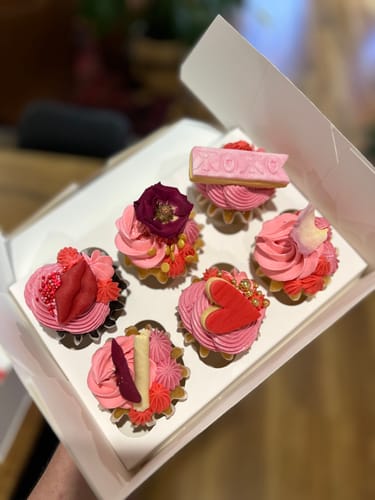 Customer photo review of VALENTINE'S DAY - Freeze Dried Edible Flowers