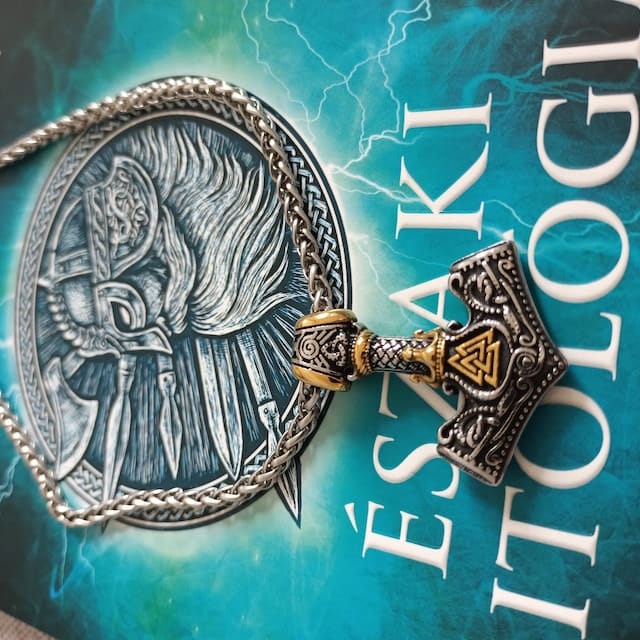 Customer photo review of Valknut Othala Mjölnir - Teiwaz & Algiz Rune Thor's Hammer Amulet
