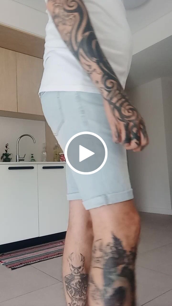 Customer video review of Ultra Stretch Denim Shorts - Vintage Blue