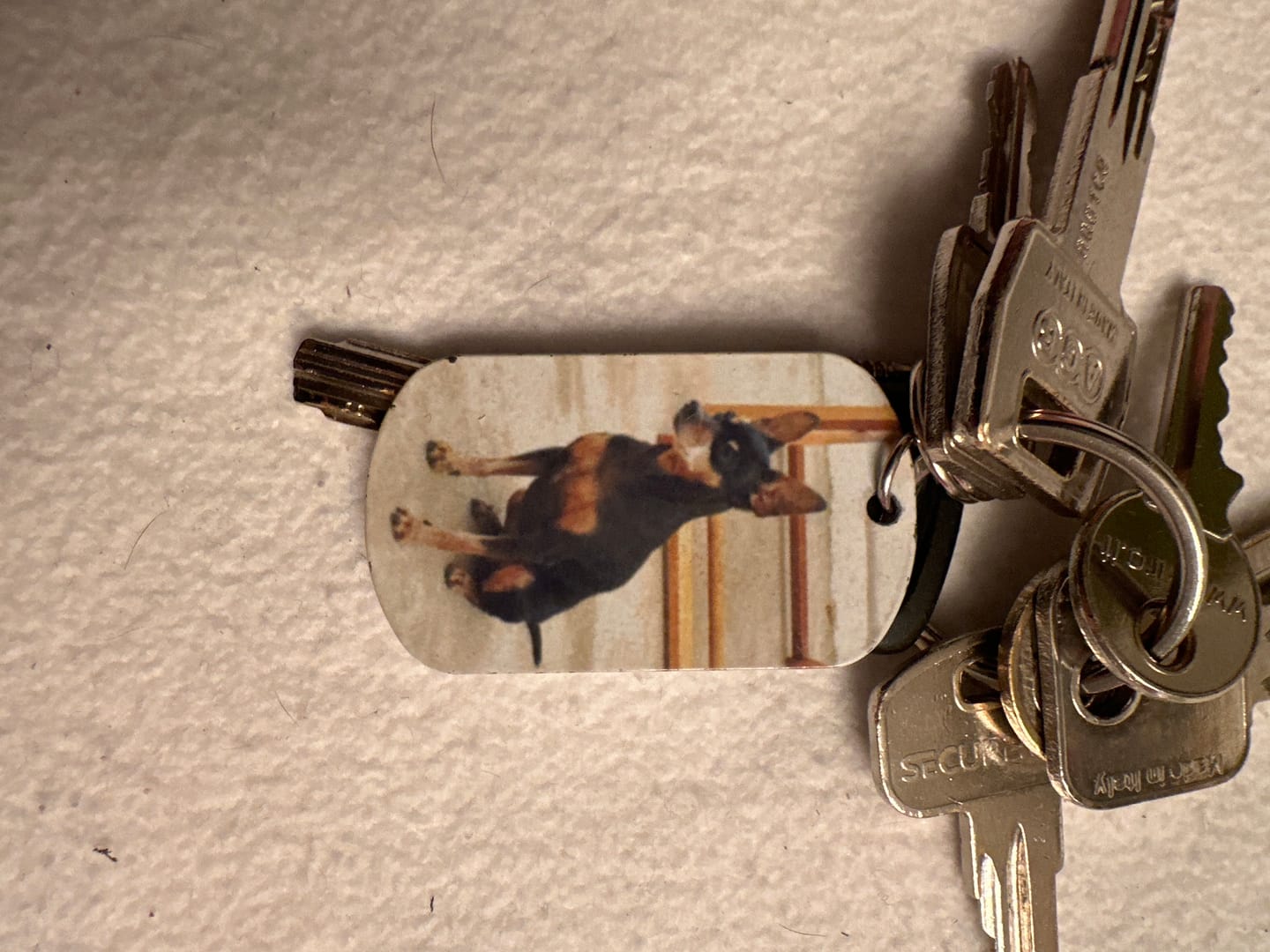Customer photo review of Per sempre nel cuore - Portachiavi piastrina personalizzato