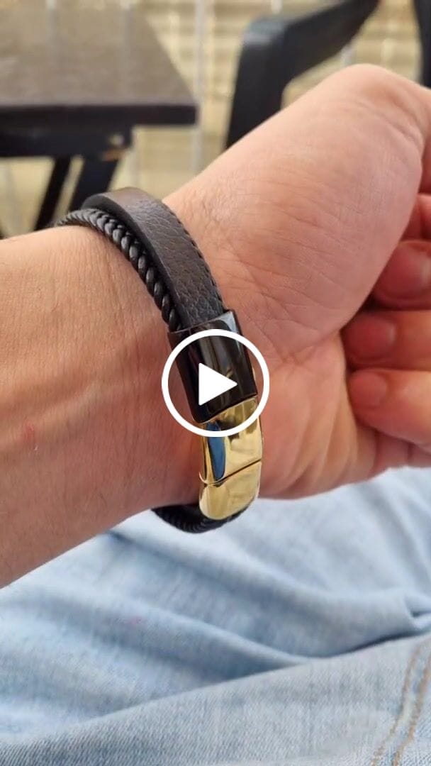 Customer video review of Lederarmband "Glory"