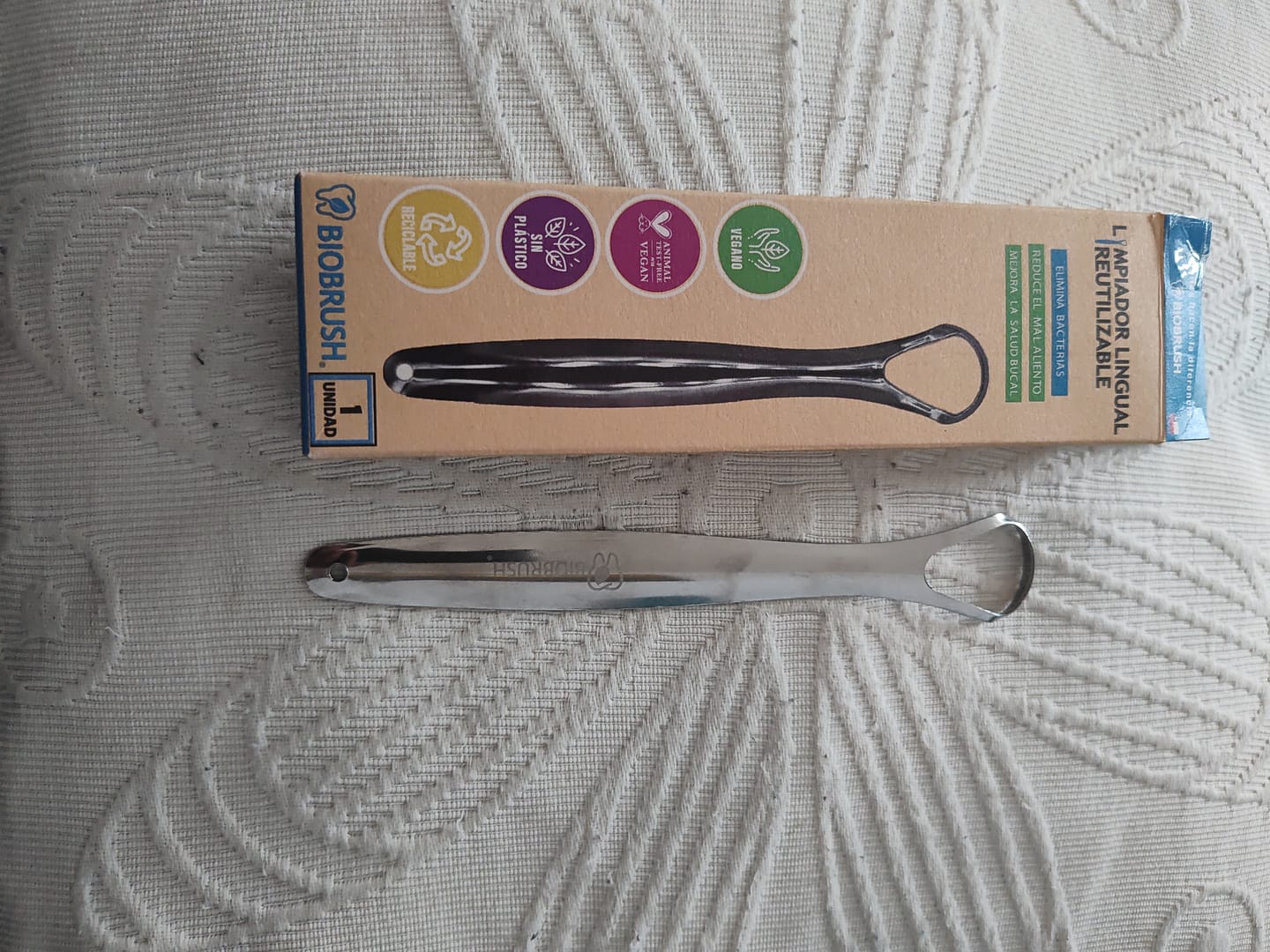 Customer photo review of Limpiador Lingual Reutilizable