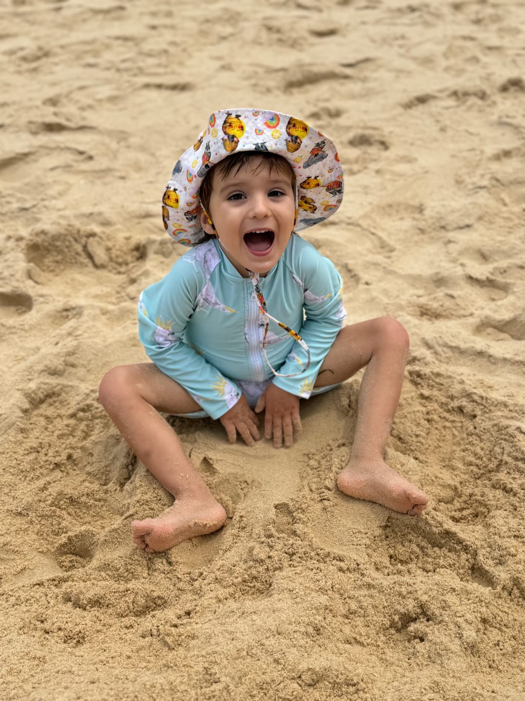 Customer photo review of Fluro Horses Beach Hat