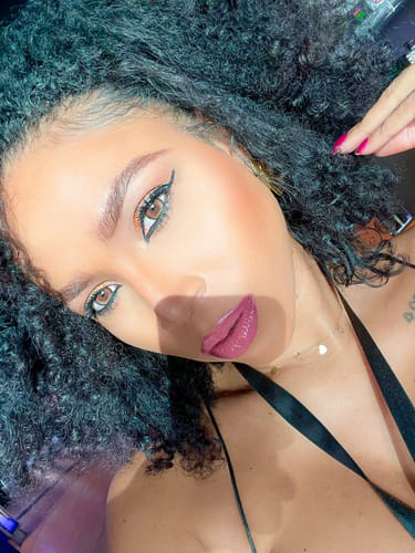 Customer photo review of Secretive Kristin - Beige